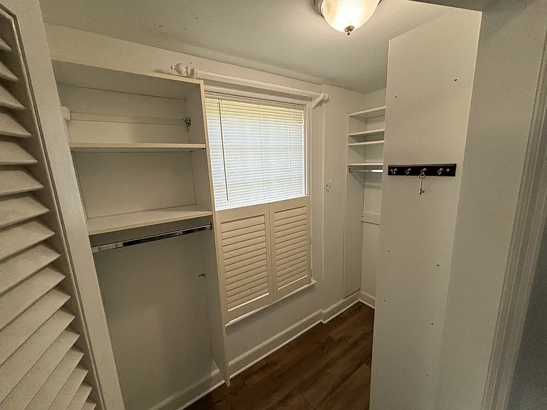 2685 South Ave — Photo 23