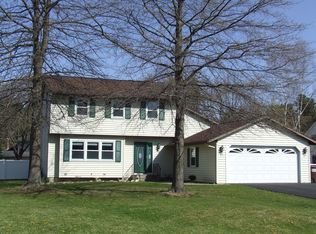 19 Summit Rd, Delmar, NY 12054