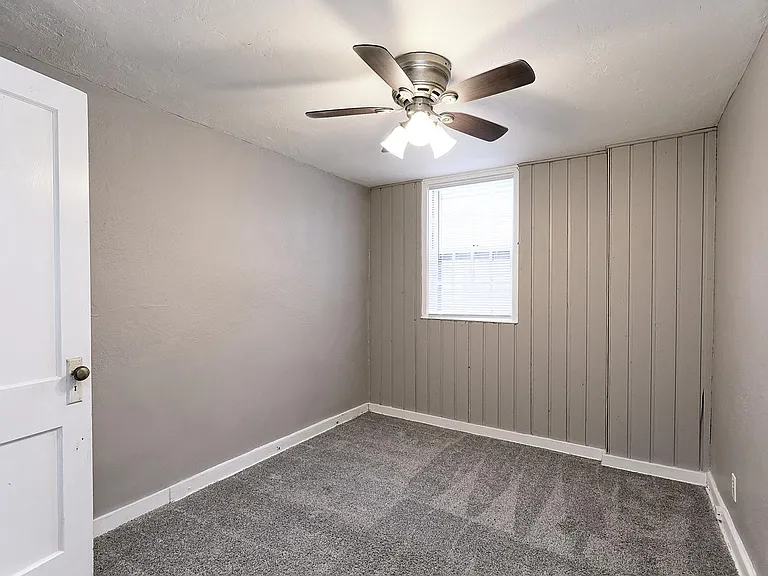 1745 E St #4 — Photo 14