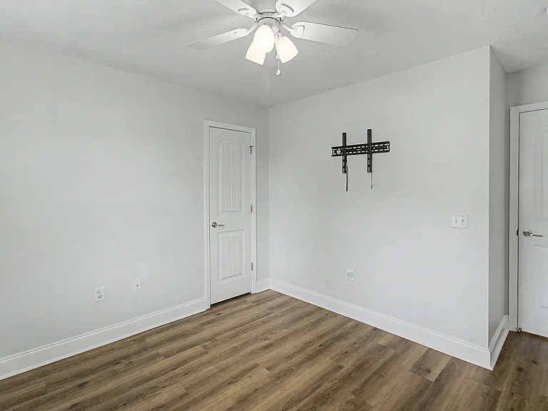 115 SE Cutters Gap — Photo 21