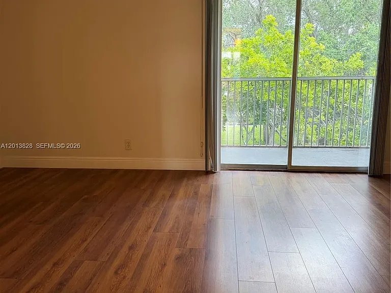 1551 SW 135th Ter #311G — Photo 11