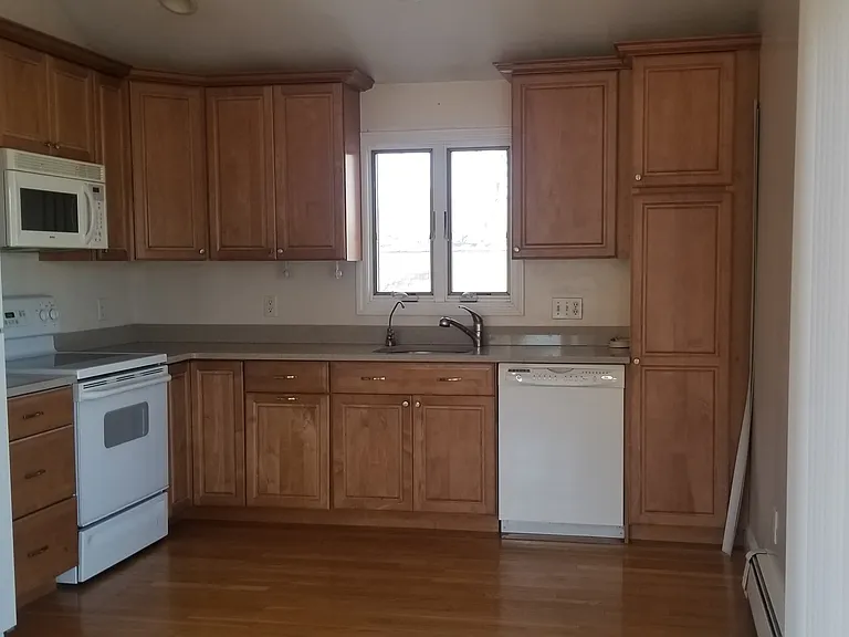 14 Forest Ave #2 — Photo 1