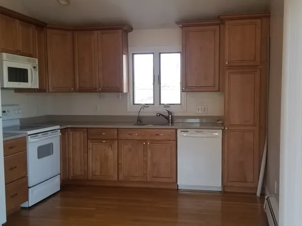 14 Forest Ave #2, Natick, MA 01760