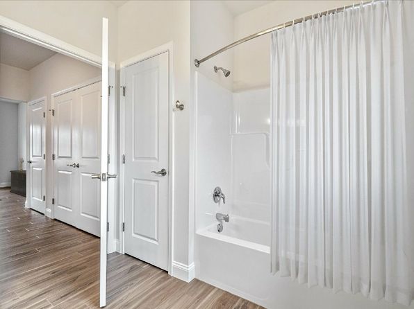 400 One Dover Highlands #DH-811