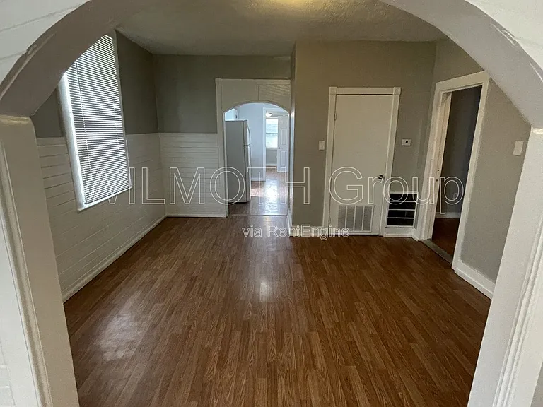 2631 Southeastern Ave — Photo 6