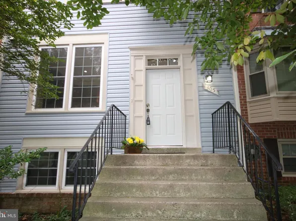 305 Davis Ave SW, Leesburg, VA 20175