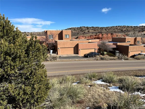 10594 Roxborough Drive, Littleton, CO 80125