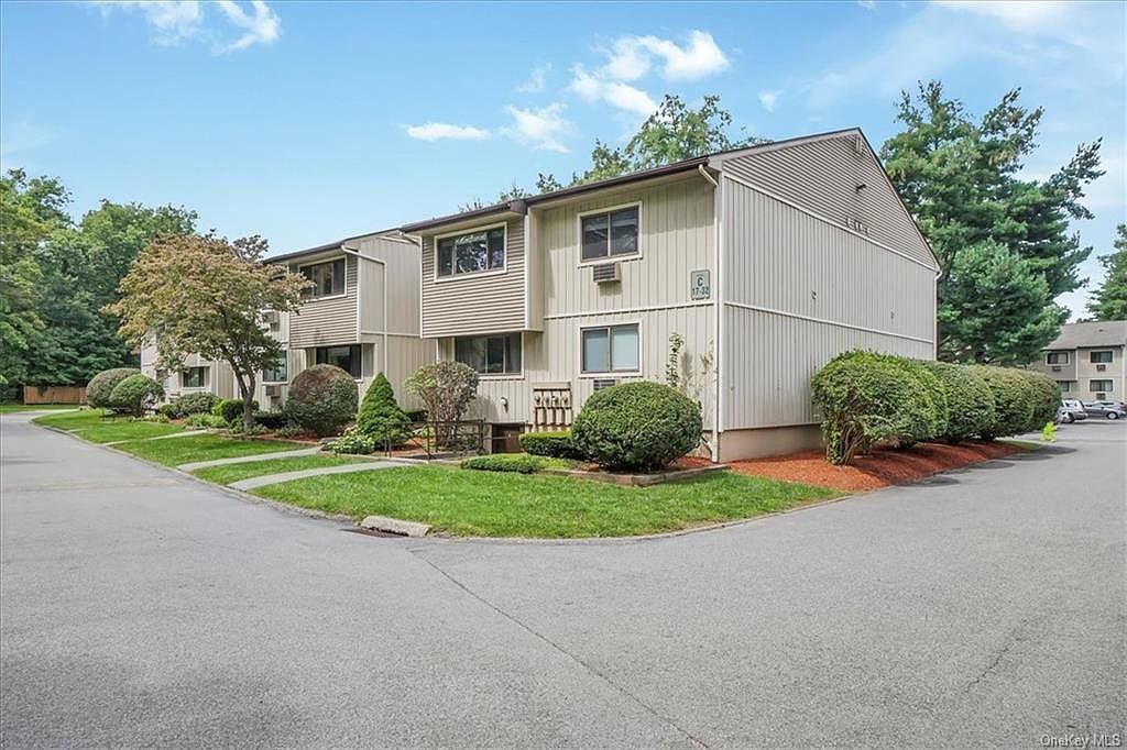 25 Patterson Village Court UNIT 25, Patterson, NY 12563 Zillow