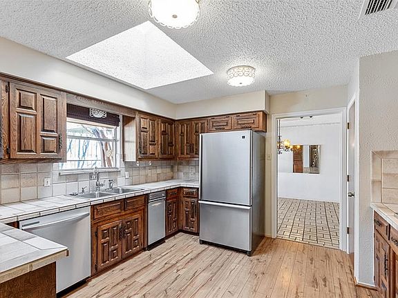 2nd image of 9447 Whitehurst Dr