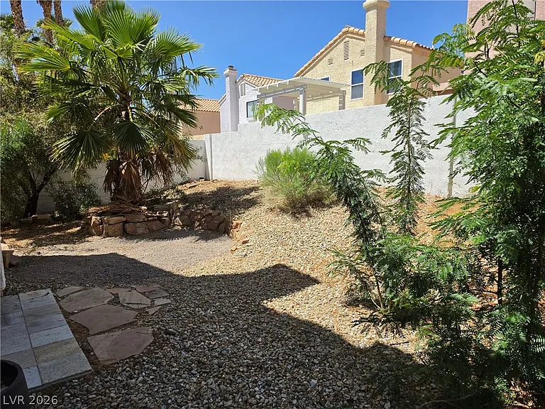 2809 Swallow Point Cir — Photo 30