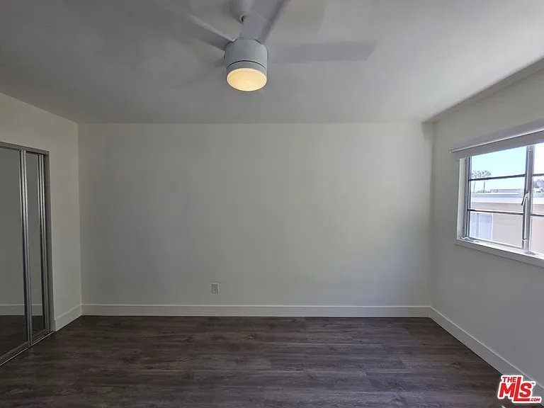 1635 S Beverly Glen Blvd #6 — Photo 14