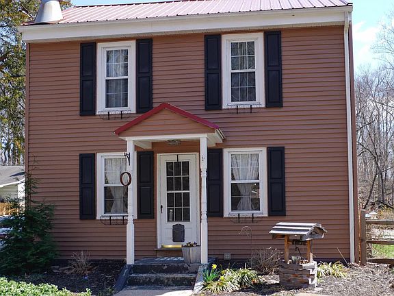 2nd image of 1136 Mechanics Valley Rd