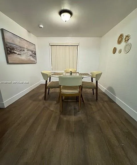 2354 NW 93rd Ter — Photo 2