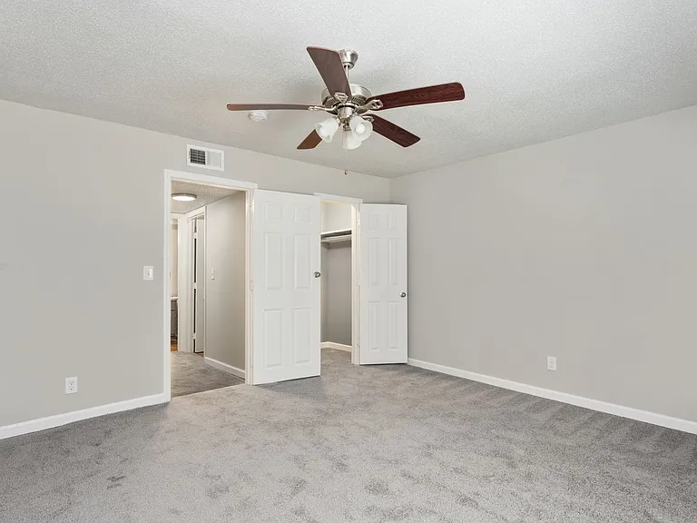 High Pointe — Photo 26