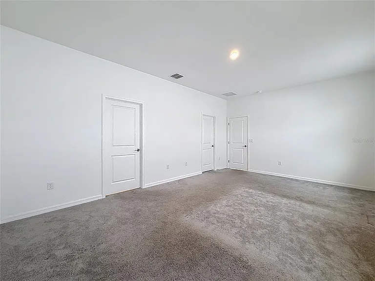 418 Quayside Ave — Photo 12