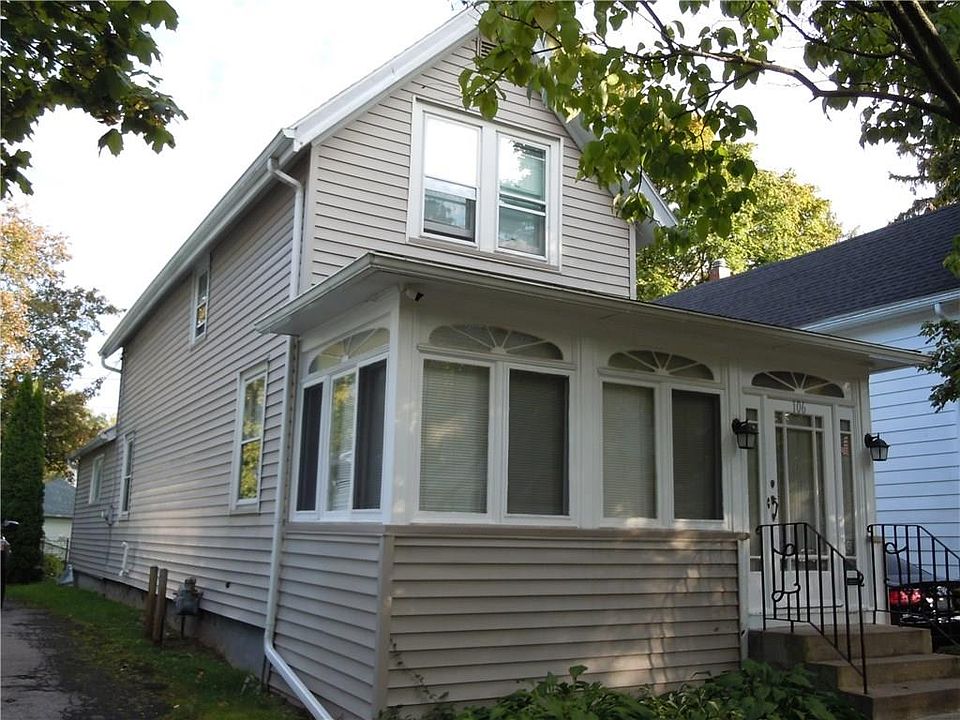 2nd image of 106 Oakland St