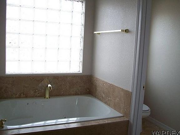 4th image of 6065 Bella Vista Dr