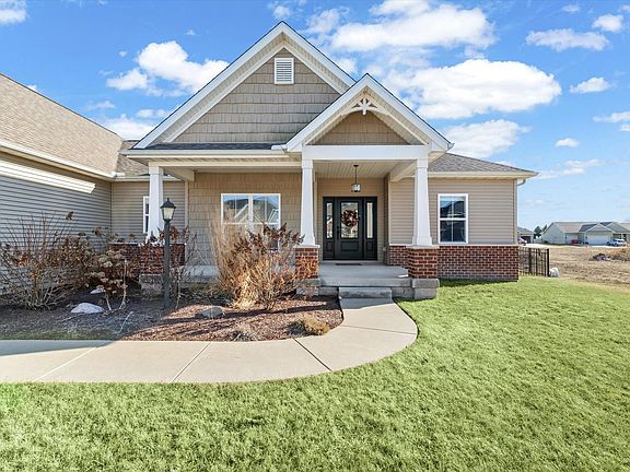 4th image of 5009 Abbey Fields Dr