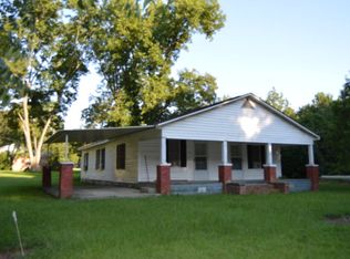 135 Flint St SW, Poulan, GA 31781