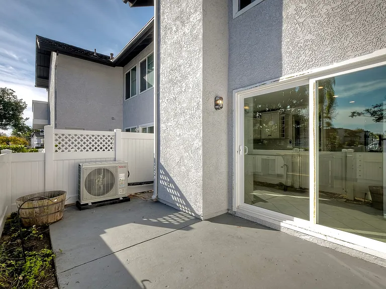 6904 Carnation Dr — Photo 22