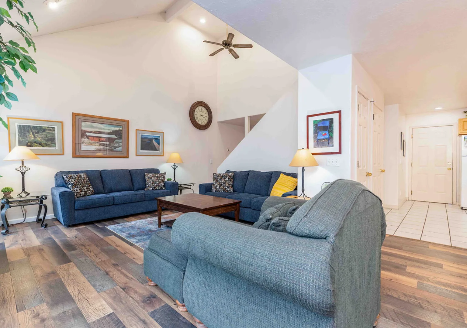 Cottonwood Canyon Basecamp Retreat - 5 Bathrooms — Photo 4