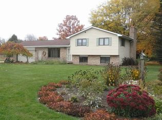 705 W Parish Rd, Kawkawlin, MI 48631