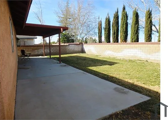 741 E Ivesbrook St — Photo 24