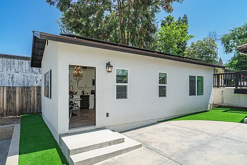 9932 Sierra Madre Rd Photo 1