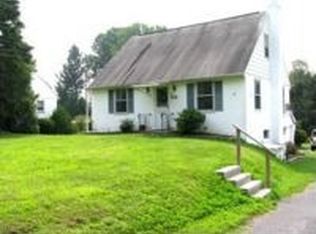 574 W Kings Hwy, Coatesville, PA 19320