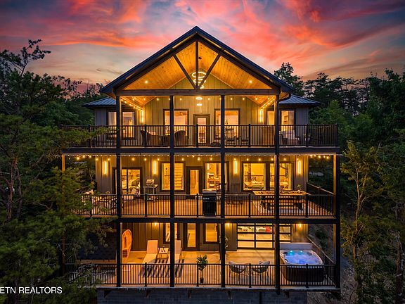 3rd image of 3117 Laughing Pine Ln