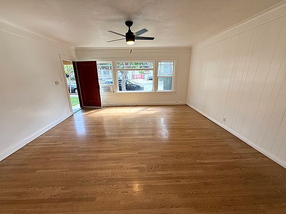 Living Room/Front Room