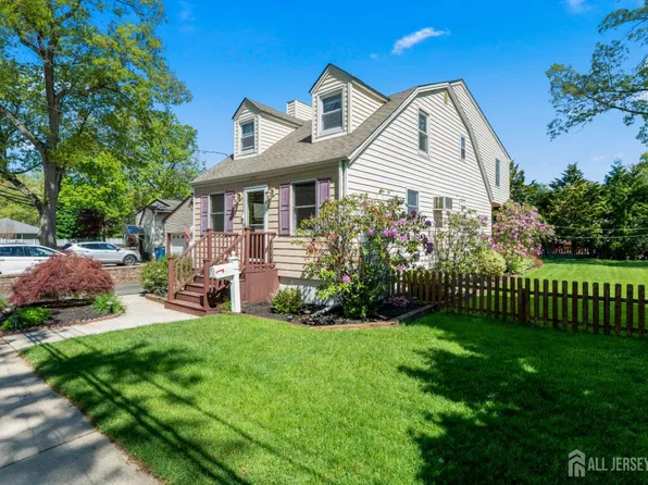 241 Fernhead Ave, Monroe Township, NJ 08831