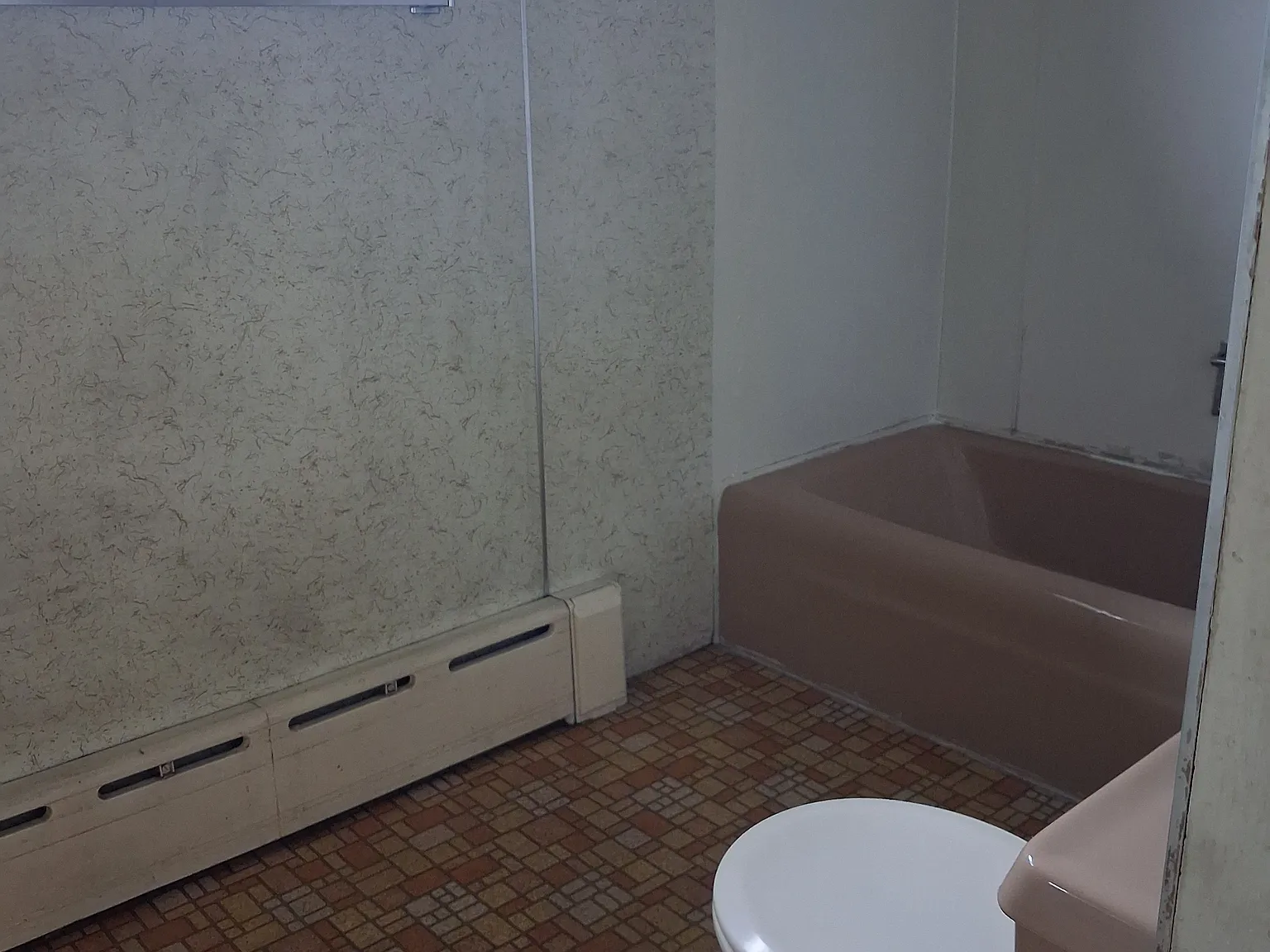 2 bed, $1,100 — Photo 2