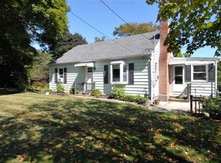 22 Smith Rd, Pleasant Valley, NY 12569