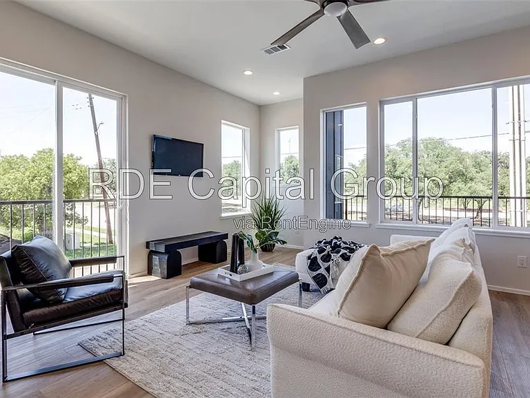 3308 Birmingham Ave #8 — Photo 5