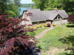 240 Goshen Ter, Wilkesboro, NC 28697