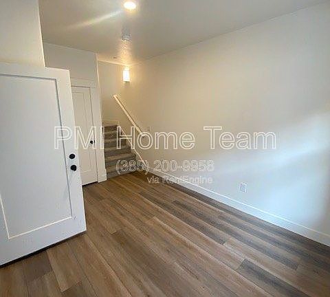 3rd image of 1490 W Kason Ct Unit 114