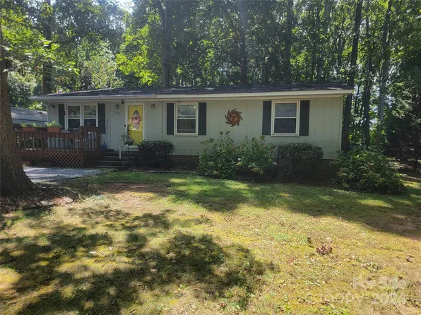 1549 Lakewood Dr W, Rock Hill, SC 29732
