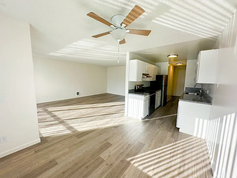 7333 Beverly Ln — Photo 6