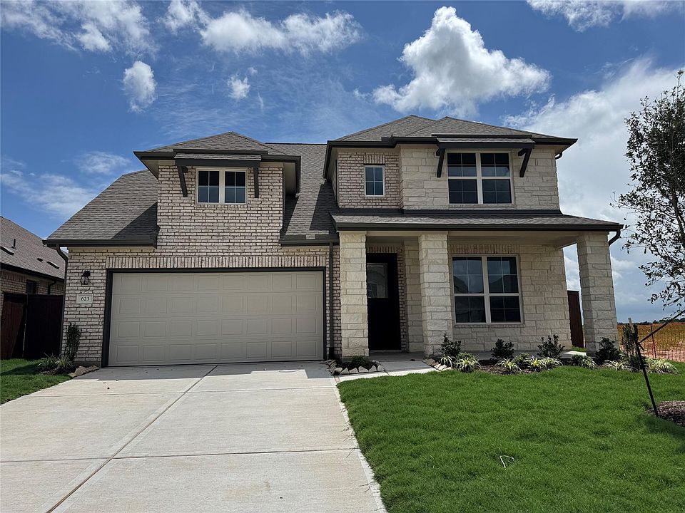 1st image of 623 Beautyberry Way