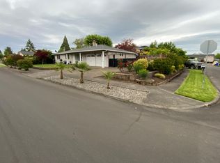 1965 S Dogwood St, Cornelius, OR 97113