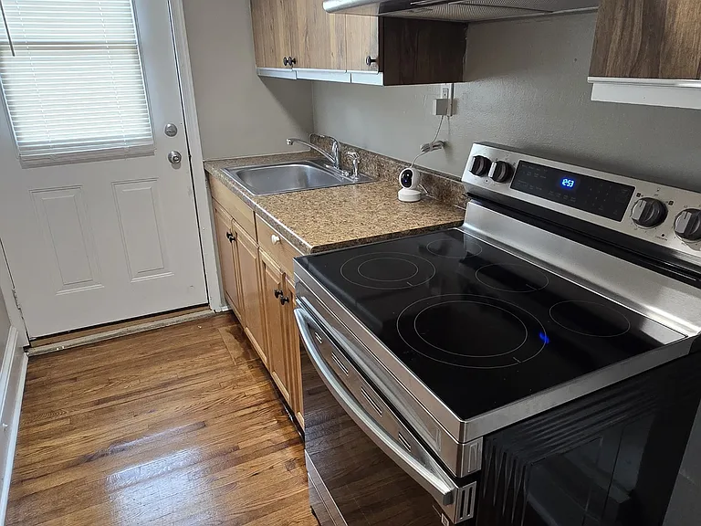 715 Oak Hill Ave #3 — Photo 12
