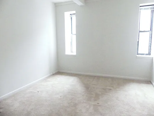 Rented by Babad Management | media 7