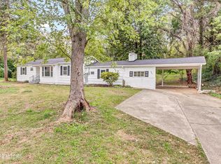 5623 Lawrence Rd, Knoxville, TN 37912