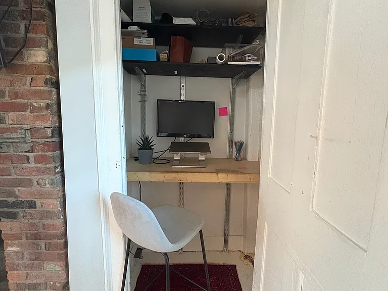 16 High St #5 — Photo 3