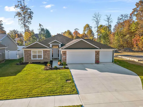 8271 Catberry Trl, Fort Wayne, IN 46804