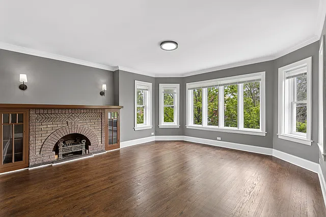 8210 S Marshfield Ave #2 — Photo 4
