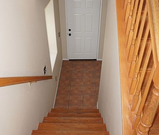 5th image of 39632 Columbia Union Dr Unit C
