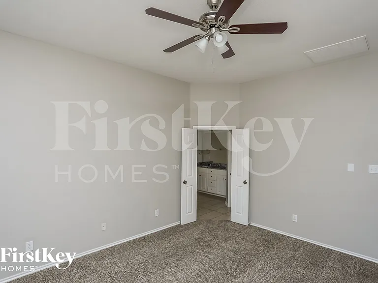 3260 Serpis — Photo 9