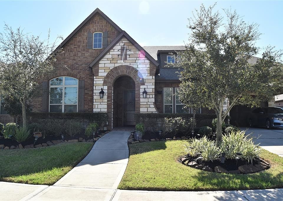 1st image of 26915 Cheyenne Crest Ln